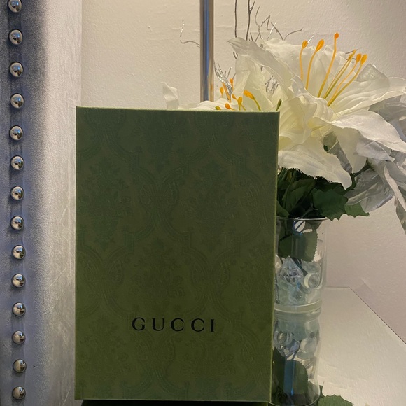 Authentic Gucci Gift box - Picture 4 of 4